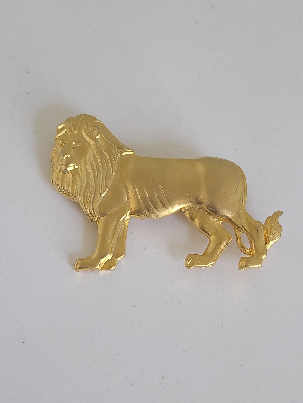 Vintage Jj Jonette Regal Lion Leo Gilded Matte Gold Tone Pewter Statement Brooch